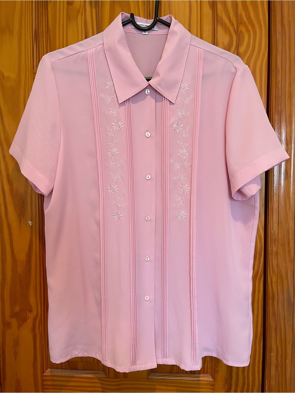 Claudia Richard Pink Floral Embroidered Button Front Blouse Women’s Large
